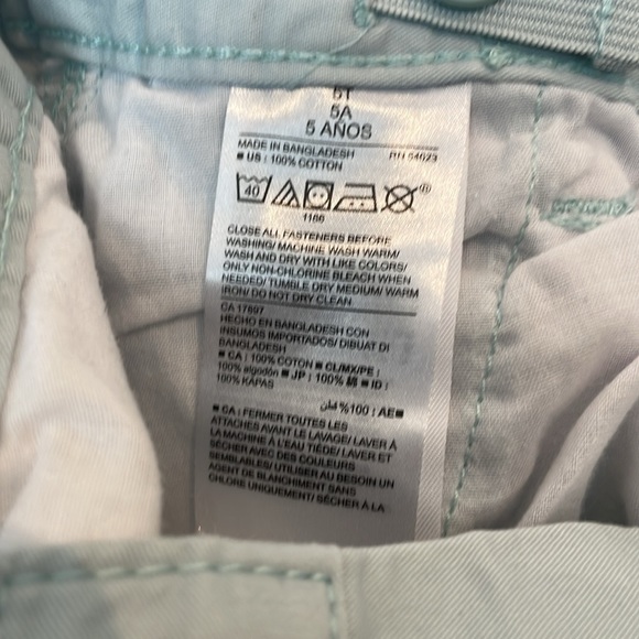 Pale Blue Old Navy Capri Pants - Picture 6 of 6